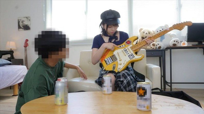 【受虐婊子】東京**龐克圈震驚 長身超絕淫亂吉他手 啪啪啪狂幹瘋狂性愛
